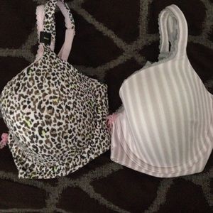Victoria's Secret Bra - Size 34DDD - $25/piece.
