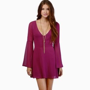 Tobi long-sleeve berry dress w/ open back