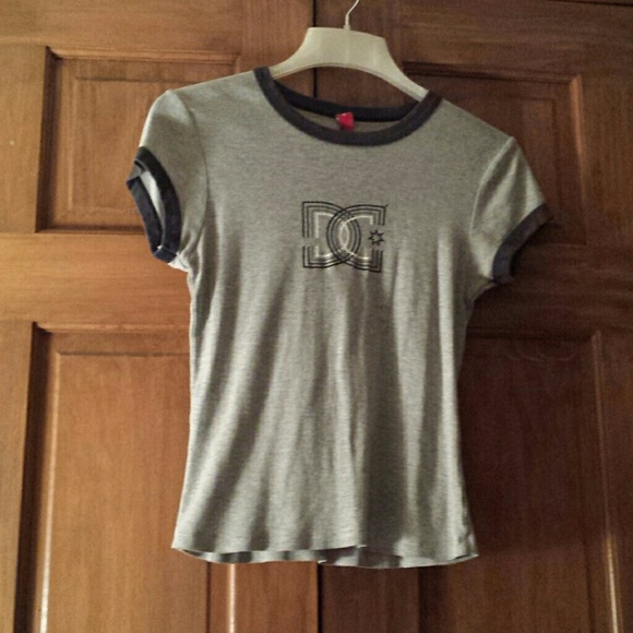 D C T shirt