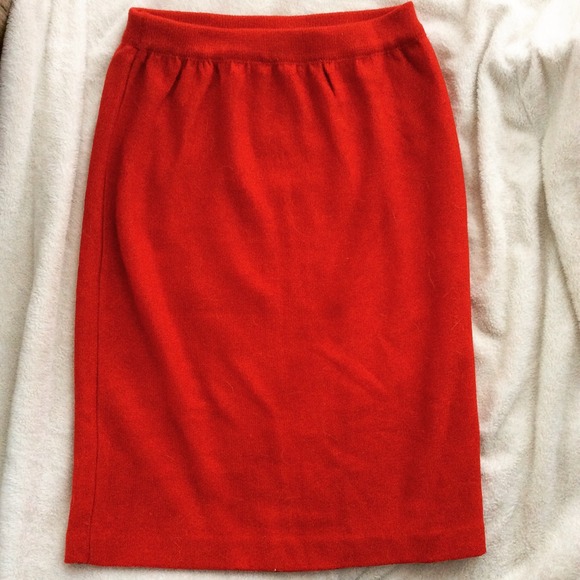 🚫SOLD on Instagram 🚫red pencil skirt - Picture 1 of 1