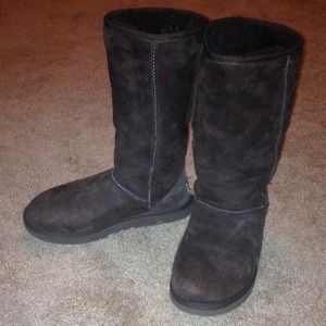 Classic Tall UGG boots-Chocolate