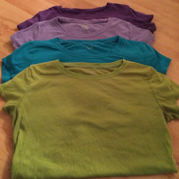 💜💚💙Super comfy tshirt lot!!💙💚💜