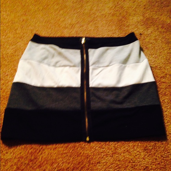 Mini? - Picture 2 of 2