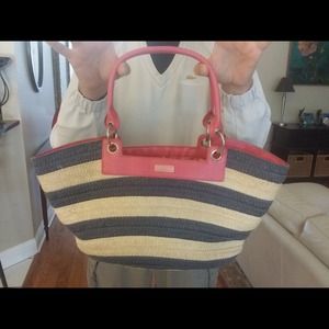 Lilly Pulitzer Straw Purse needs some love