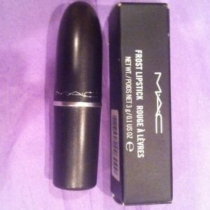 MAC Frost Lipstick: "O" Shade