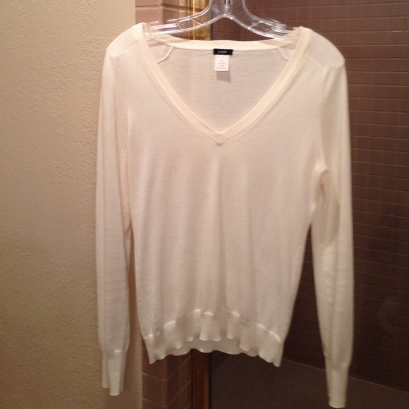 J. Crew v-neck cotton sweater in Cream