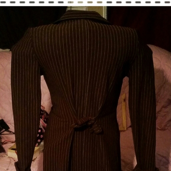 PIN STRIPPED - Picture 3 of 4