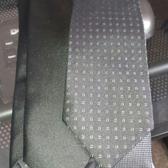 Two express ties - Picture 2 of 3