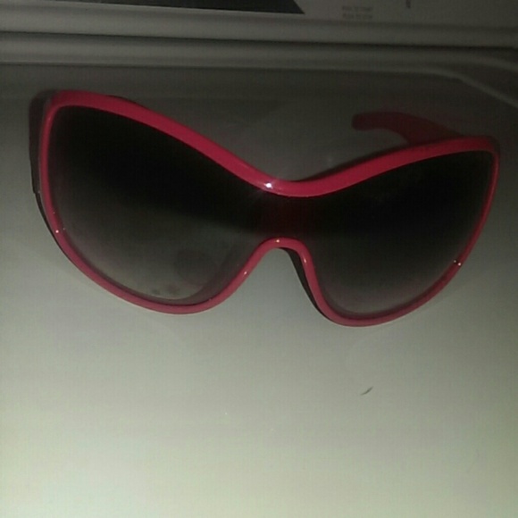 L.A.M.B superstar sunglasses *Hot Pink*