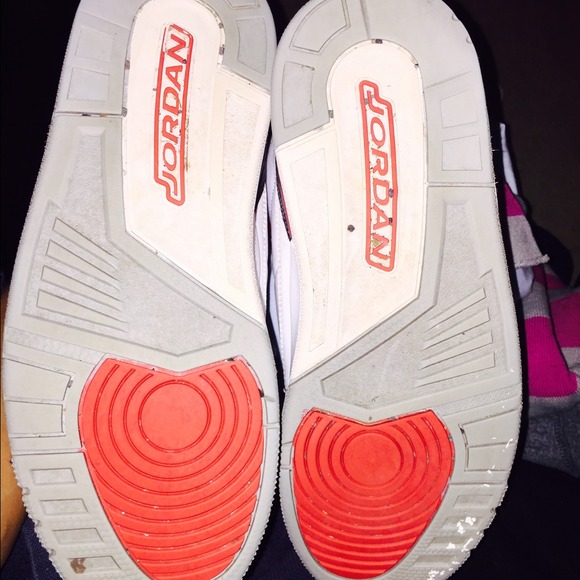 Jordan 3 Fire red - Picture 3 of 3