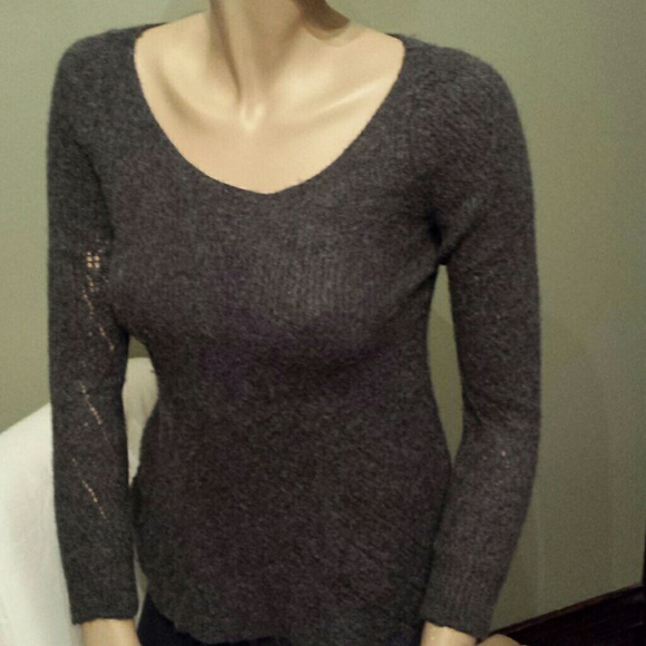 **SOLD** KNITTED & KNOTTED 100% ALPACA SWEATER