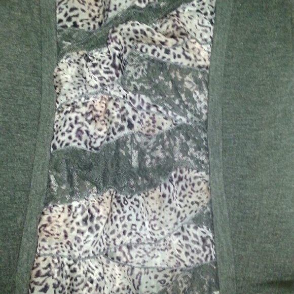 Shirt - Picture 2 of 3