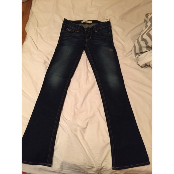 Hollister boot cut jeans size 1 or 25