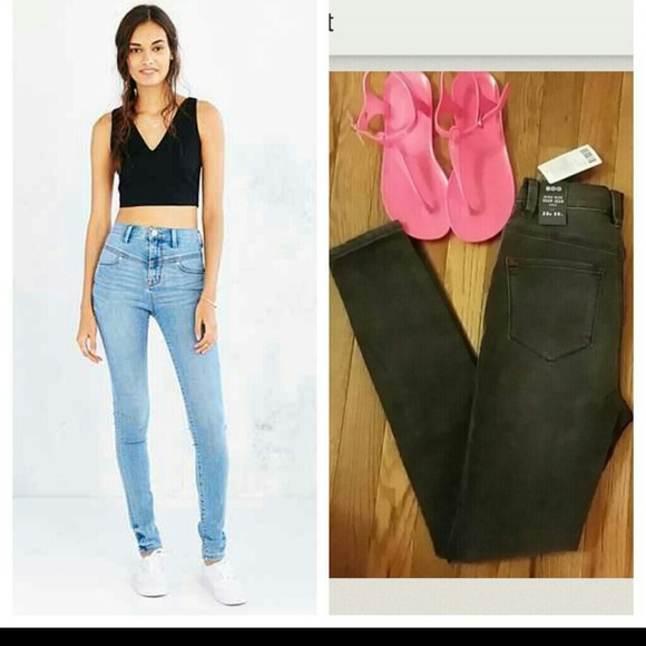 FINAL SALE! NWT BDG High Rise skinny jeans