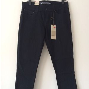 NWT Black skinny jeans