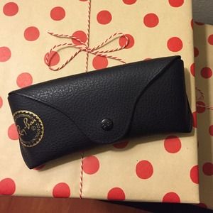 Ray-Ban Black case