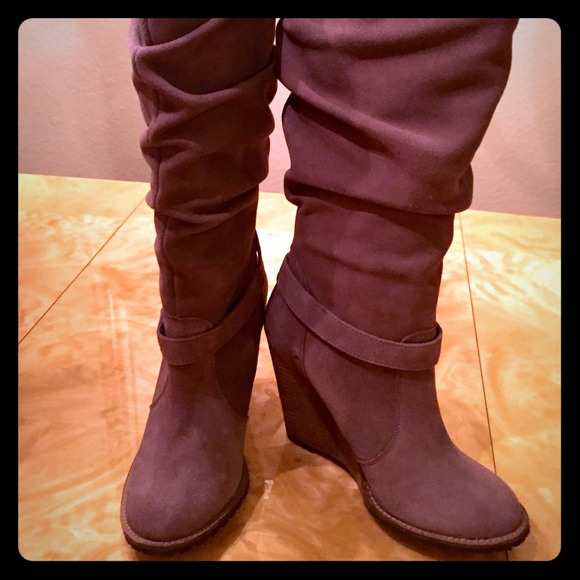 BAKERS gray boots, size 7