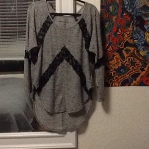 GREY&BLACK FREE PEOPLE SWEATER