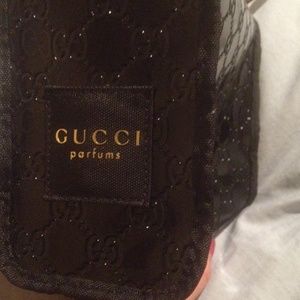 Gucci make-up bag & skirt bundle