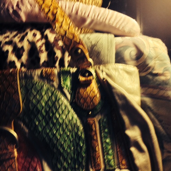 Simply Lovely Large Multicolor Tote - Picture 3 of 3