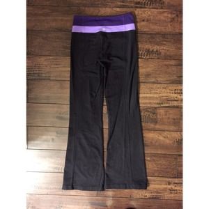 Purple reversible Lululemon groove yoga  pants