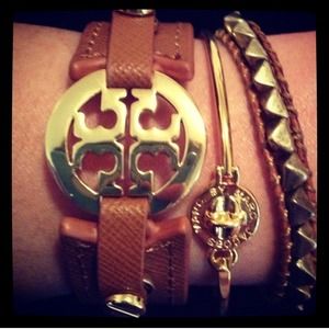 NWT Tory Burch Medallion Brown Leather Cuff