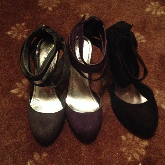 Gray purple and black pumps
