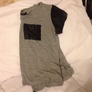 leather pocket/sleeved tshirt