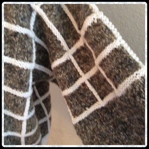 💕Vintage 💕 Brown and Beige Sweater - Picture 4 of 4