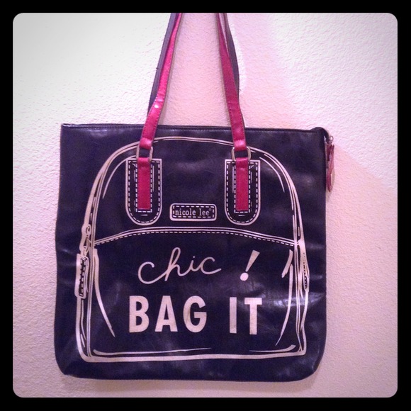 Nicole Lee Fun Bag 👛