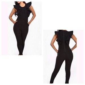 Black ruffle sleeves jumpsuit