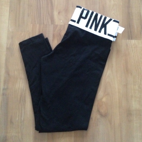 Victoria's Secret Yoga pants large new!