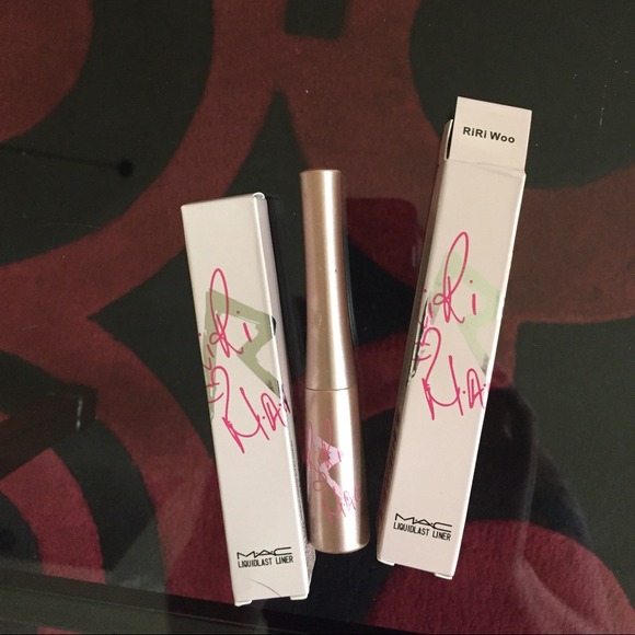 RiRi eyeliner discontinued
