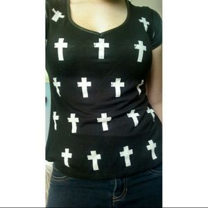 Rue 21 cross t-shirt