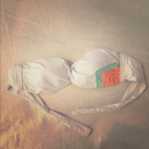 White strapless swimsuit top, S