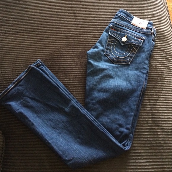 LIKE NEW True Religion dark wash bootcut jeans