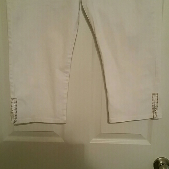 NYDJ Crop Pant - Picture 3 of 4