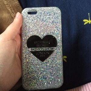 VS fashion show iPhone 6 case
