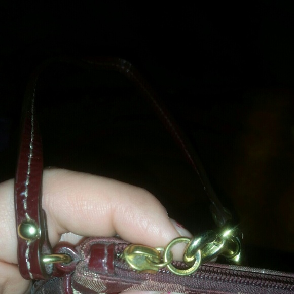 Coach - Picture 2 of 2