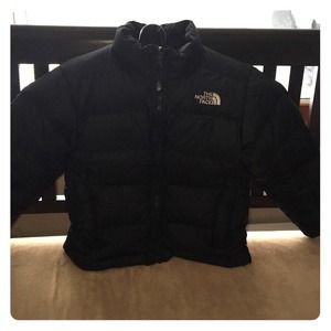 Black North Face for girls❄️