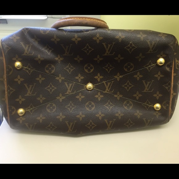 🚫🚫🚫 SOLD🚫🚫🚫Authentic LV Tivoli GM tote - Picture 2 of 4
