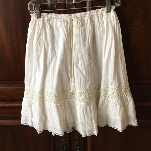 Bohemian Style cream skirt.