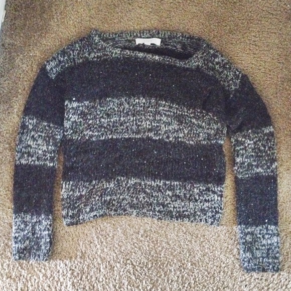 Knitted black & gray sweater - Picture 1 of 1