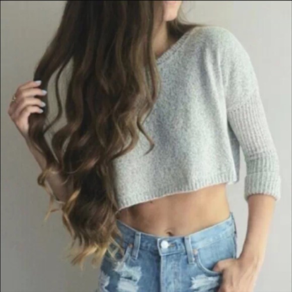 Brandy Melville Sweaters - Brandy Melville speckled cropped sweater