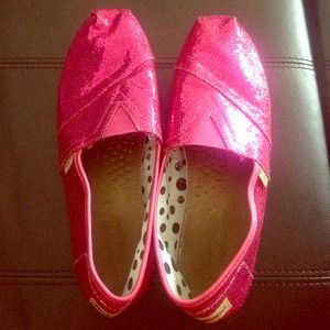 Pink sparkly rustic coutures shoes