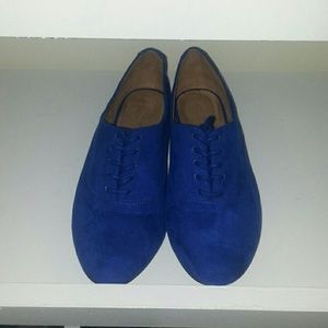 Blue suede shoes