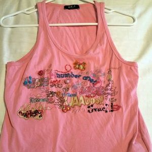 Tank top with Onomatopoeia  (bang, pop, smash!)