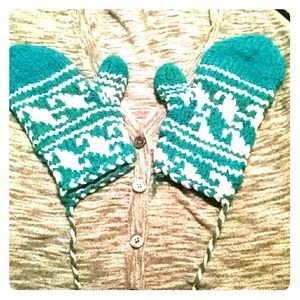 ❌SOLD❌Teal knit mittens