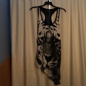 Tiger hi-low tank top