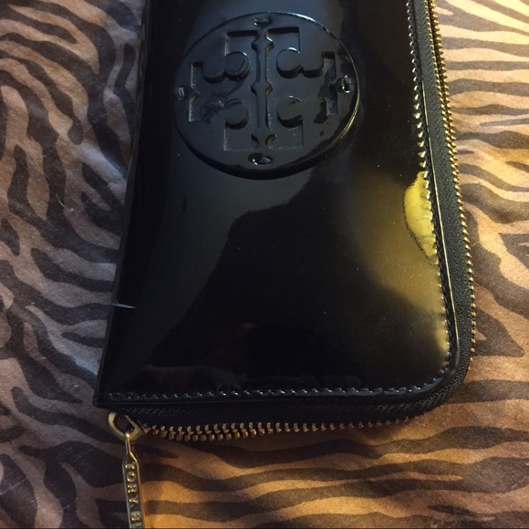 Tory burch black wallet